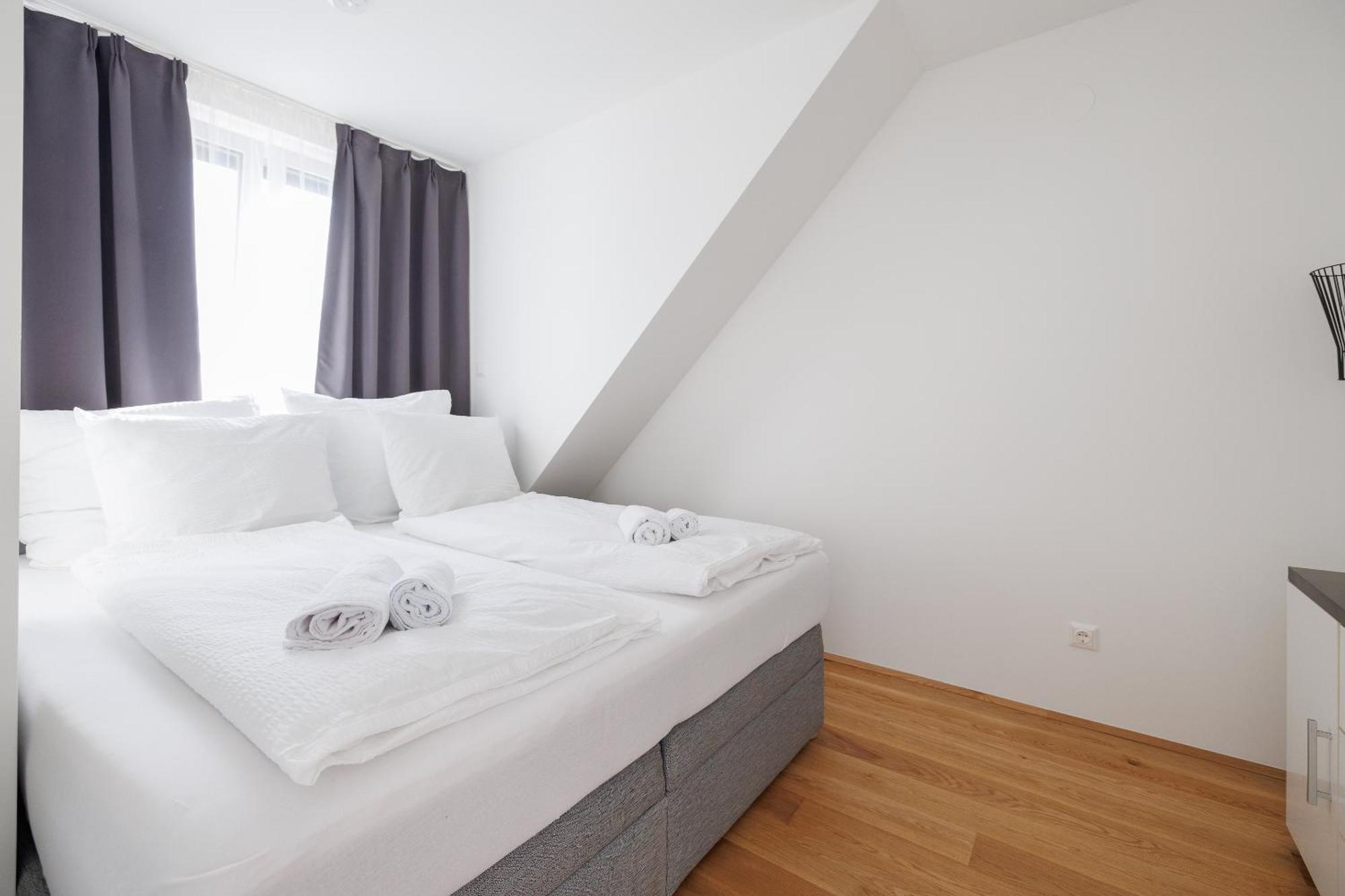 Symphony Apartments 38 - Modern Loft With Terrace And Grill In Central Location Wien Eksteriør bilde