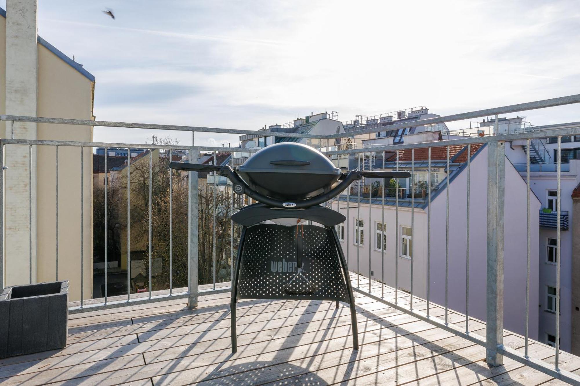 Symphony Apartments 38 - Modern Loft With Terrace And Grill In Central Location Wien Eksteriør bilde