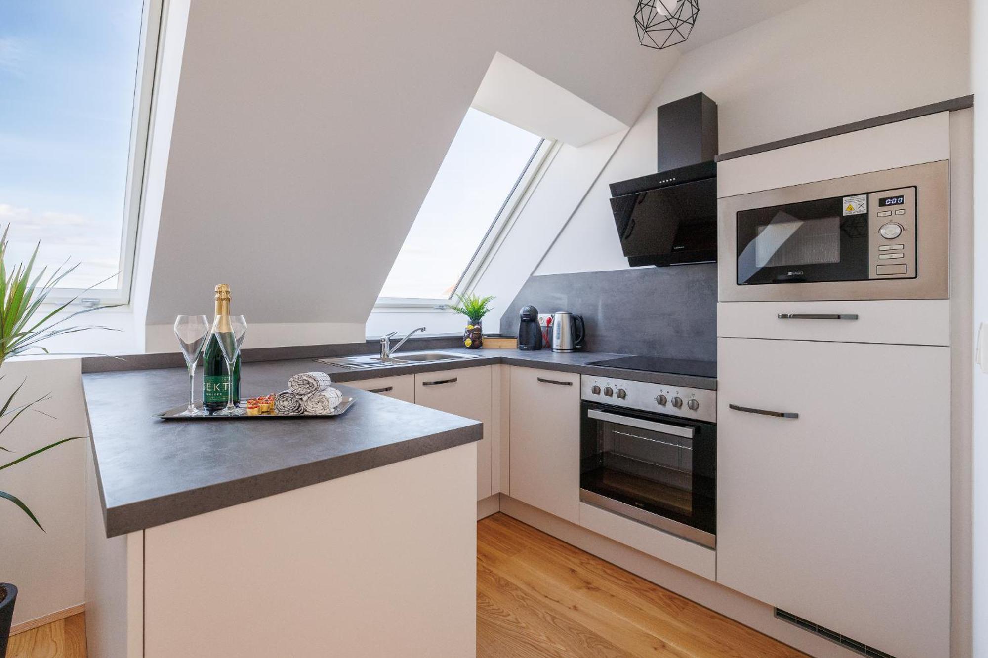 Symphony Apartments 38 - Modern Loft With Terrace And Grill In Central Location Wien Eksteriør bilde