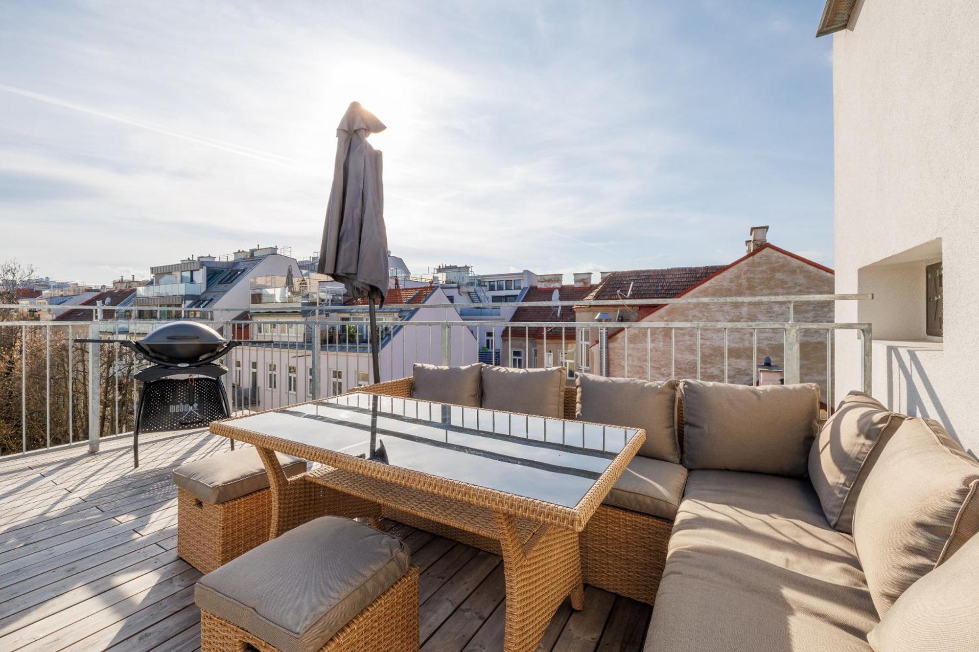 Symphony Apartments 38 - Modern Loft With Terrace And Grill In Central Location Wien Eksteriør bilde